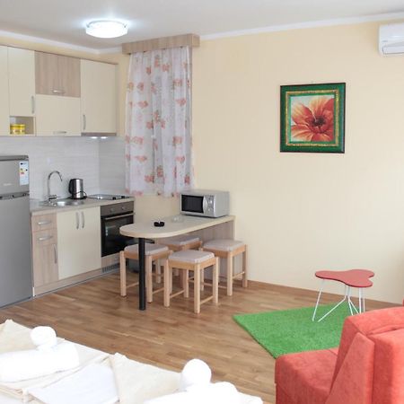 Olimp Lux Hotel Budva Bagian luar foto