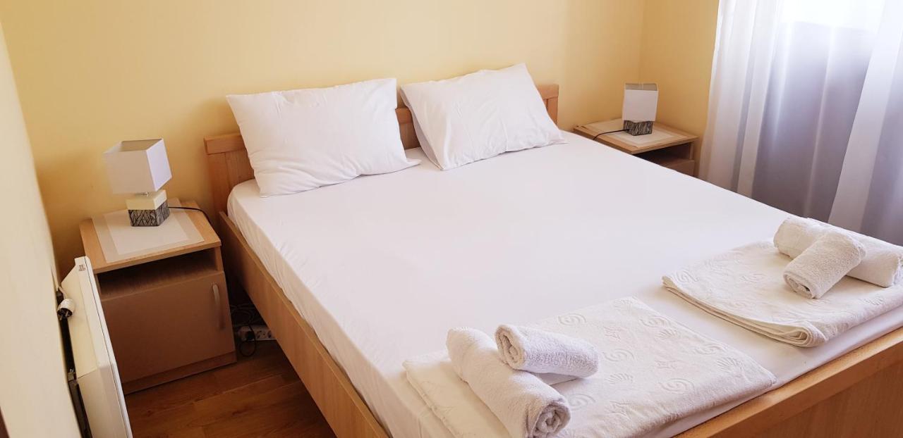 Olimp Lux Hotel Budva Bagian luar foto