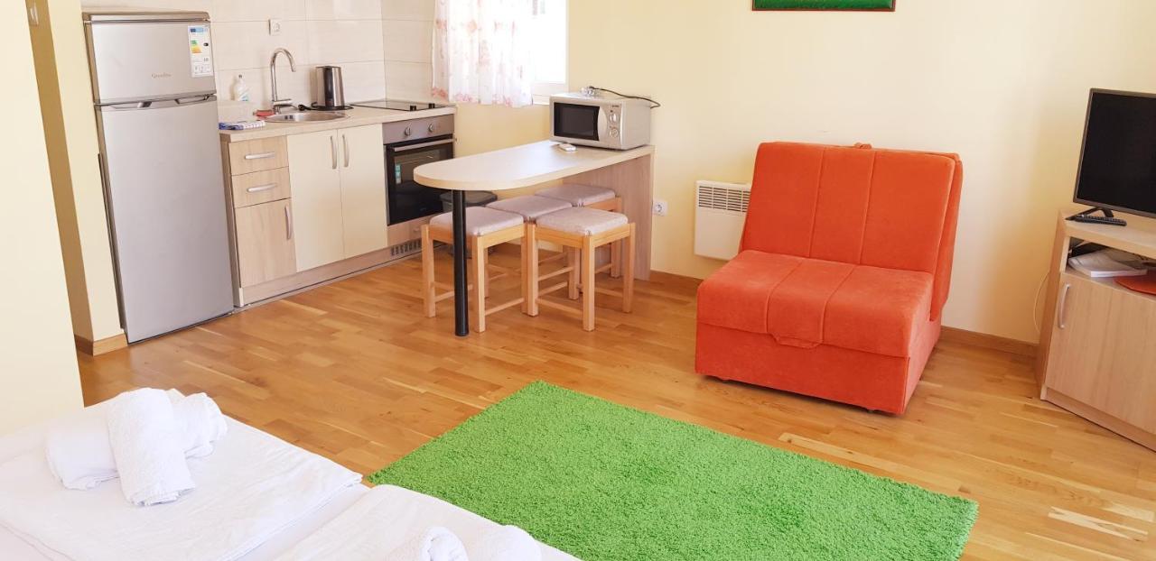 Olimp Lux Hotel Budva Bagian luar foto
