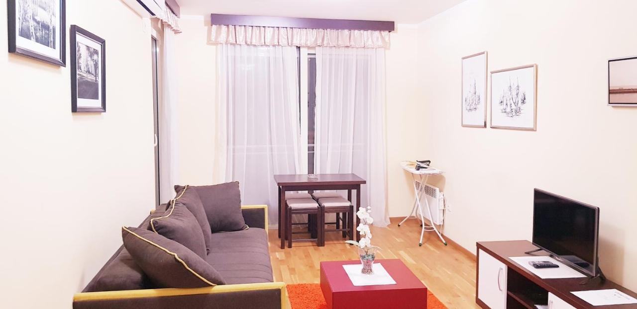 Olimp Lux Hotel Budva Bagian luar foto